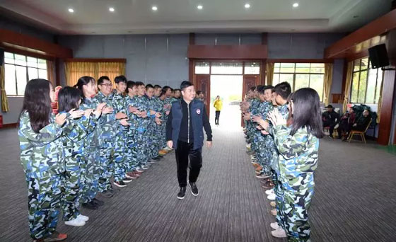 團建活動(dòng) | 凝心聚力，我們是一家人！